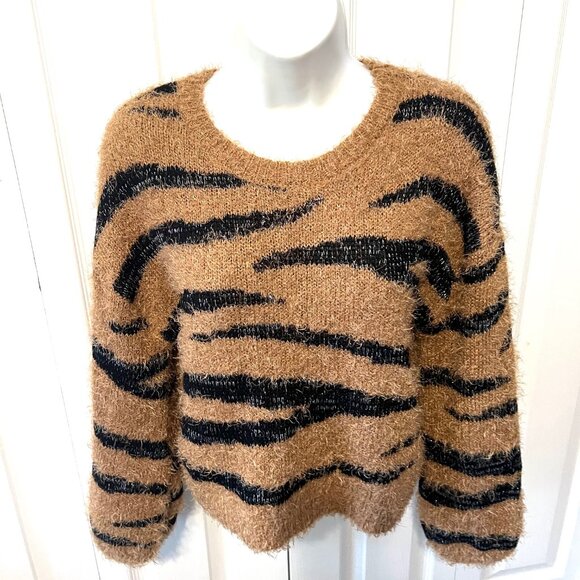Moral Fiber Women's Cropped Long Sleeve Zebra Print Fuzzy Sweater-Sz. Med-Warm - Picture 6 of 15